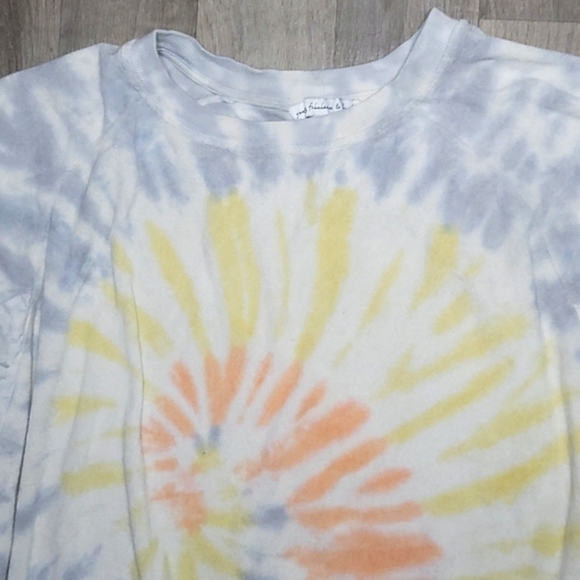 💚YOUNG FABULOUS AND BROKE TIE DYE CROPPED TERRY CLOTH SWEATSHIRT, SZ MEDIUM - Picture 4 of 10